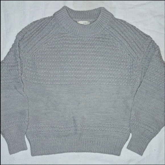 Universal Thread sweater - Picture 2 of 5